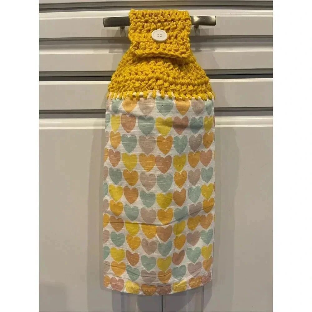 Crochet Top Kitchen Towel- Hearts-Yellow topper